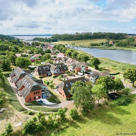 Ferienwohnung 4 Im Haus Am See Mit Wintergarten Und Terrasse Seedorf  Экстерьер фото