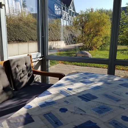 Ferienwohnung 4 Im Haus Am See Mit Wintergarten Und Terrasse Seedorf  Номер фото